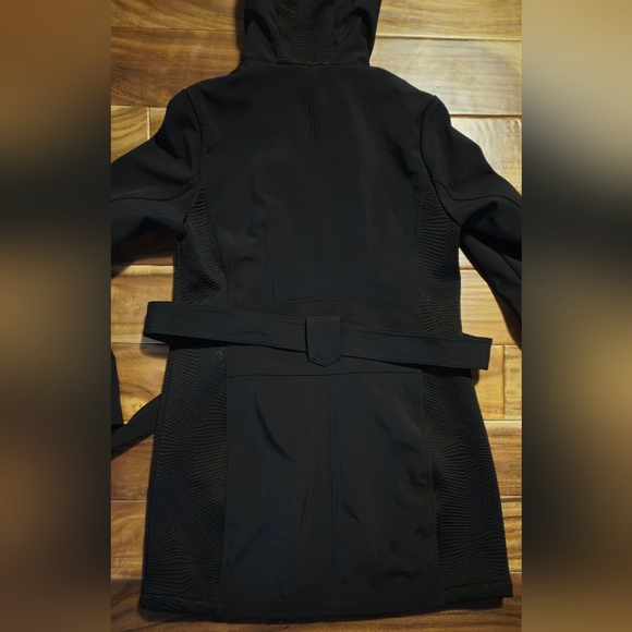 Nearly New Liz Claiborne Women's Jacket Size Small, Color Black, Hood  &Tie Belt - Picture 5 of 5